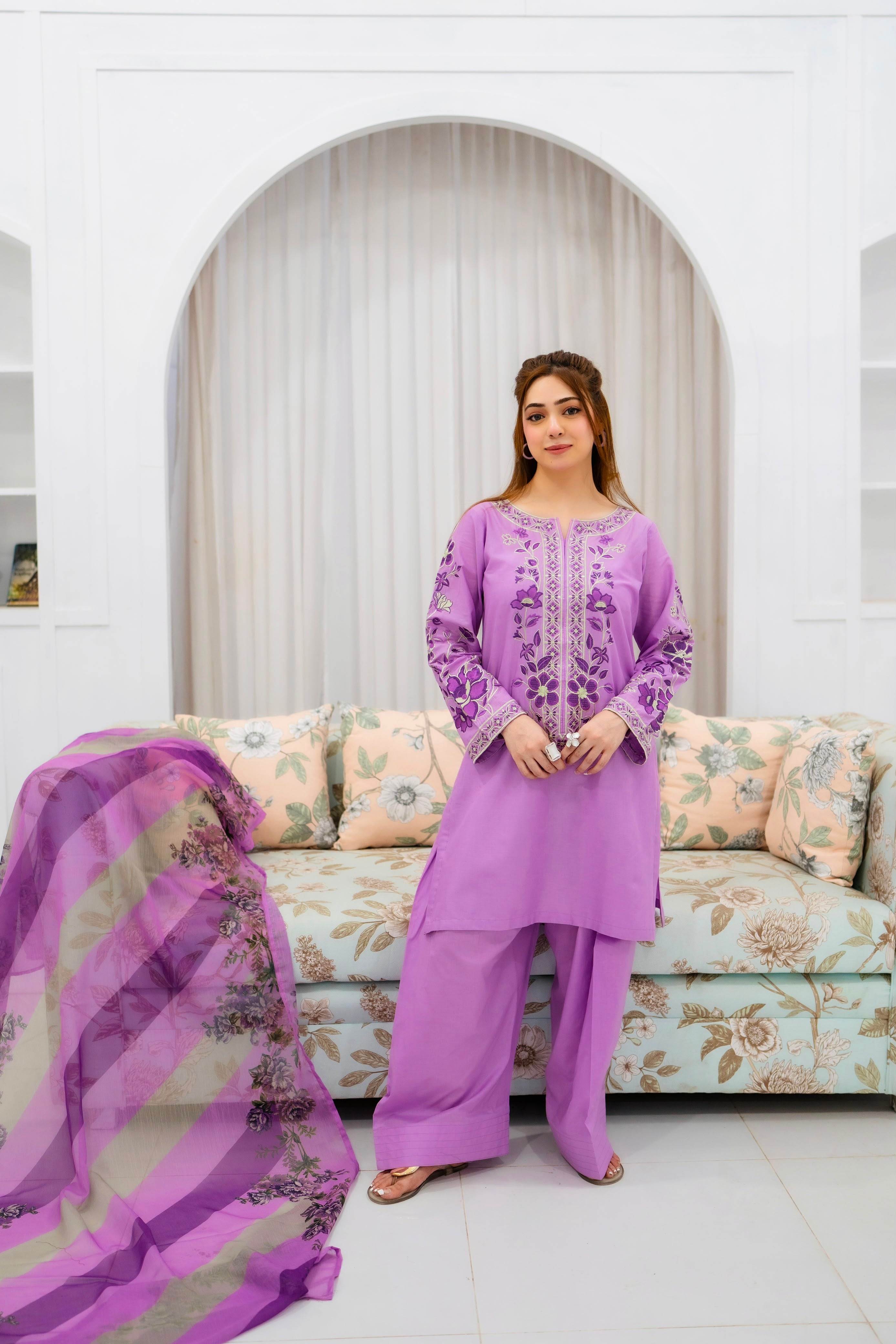 Zeeniya- Embroidered 3pc